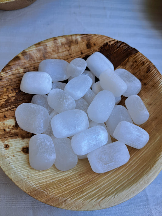 Selenite Tumbles