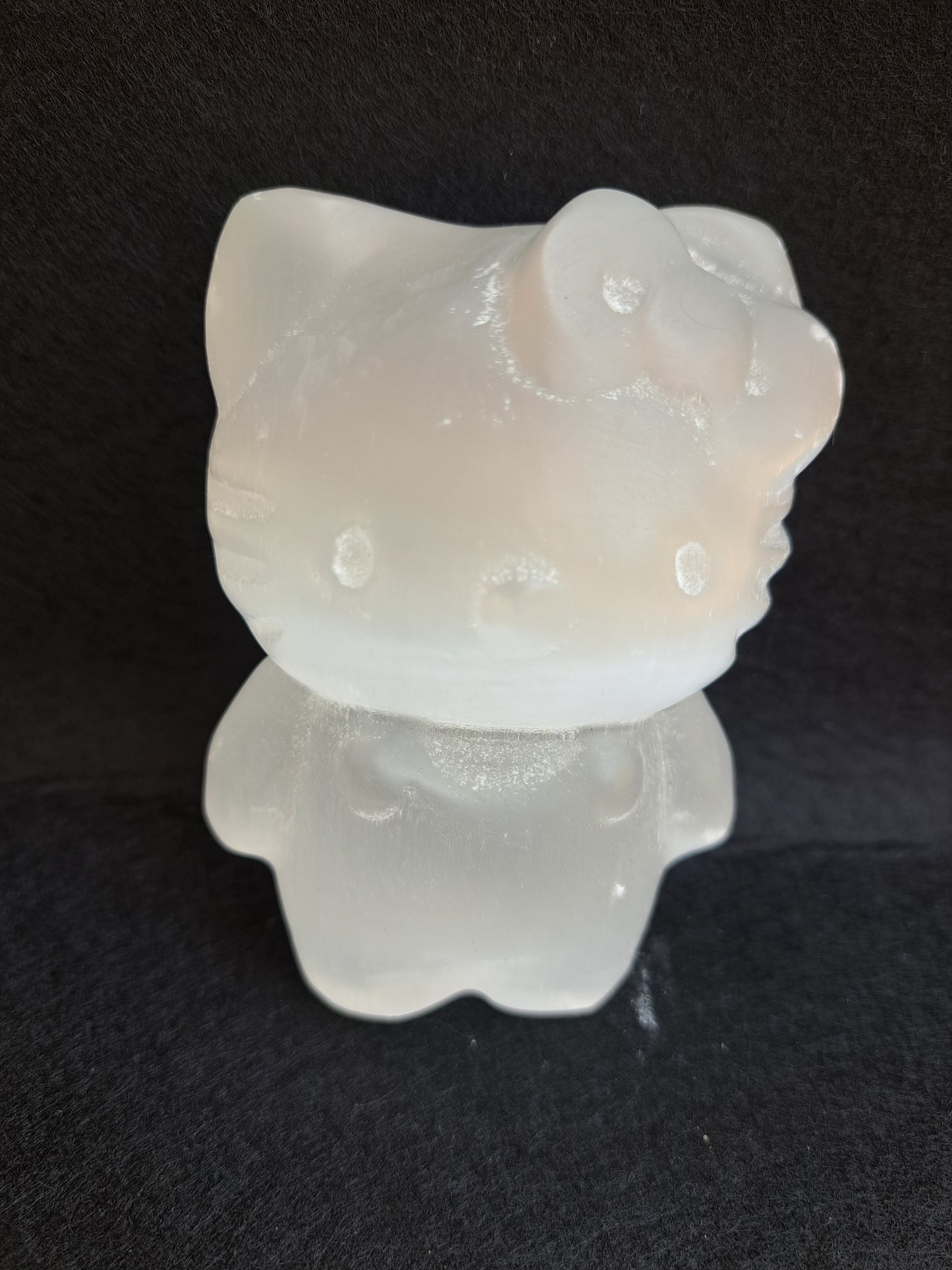 Selenite Hello Kitty