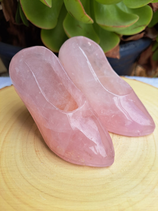 Rose Quartz Shoe Set