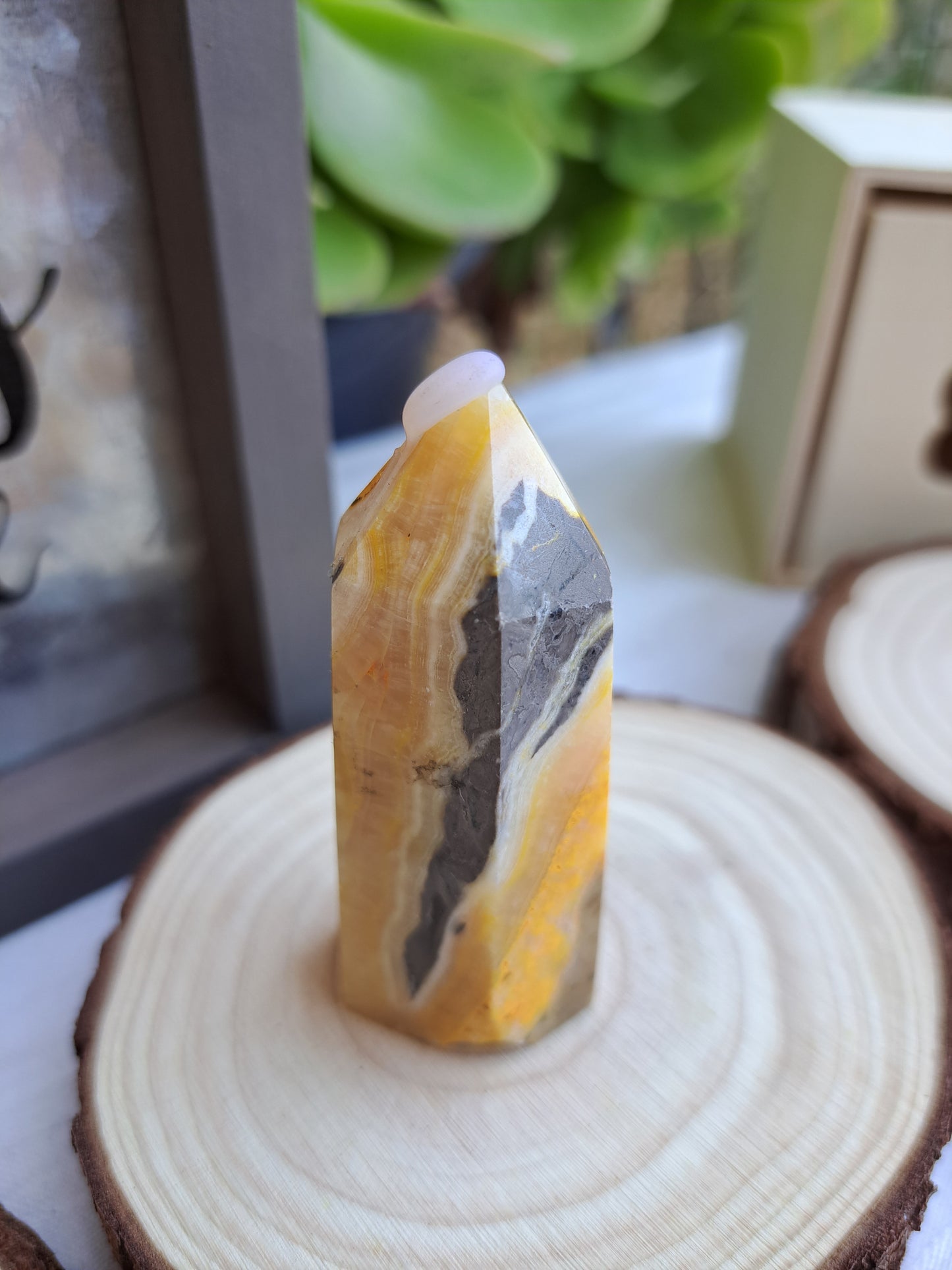 Bumble Bee Jasper Towers