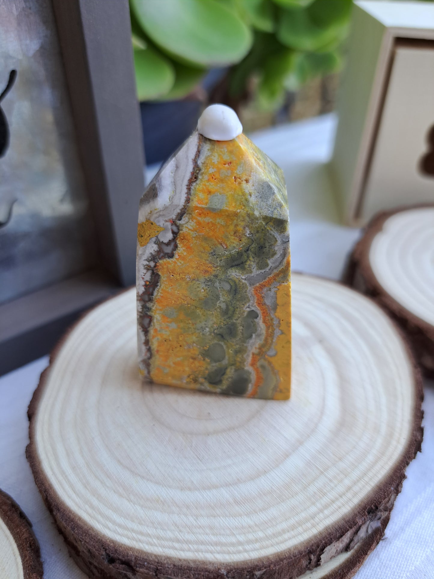 Bumble Bee Jasper Towers