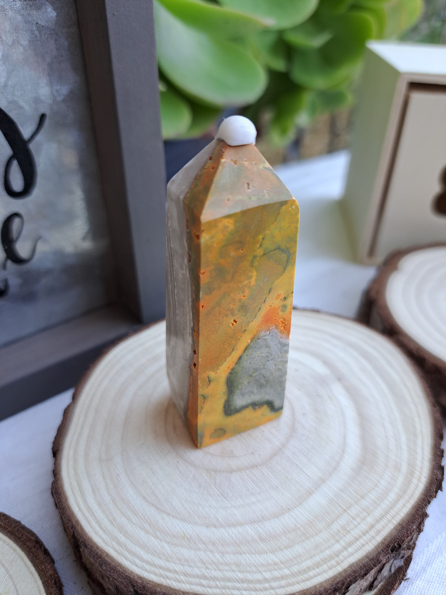 Bumble Bee Jasper Towers