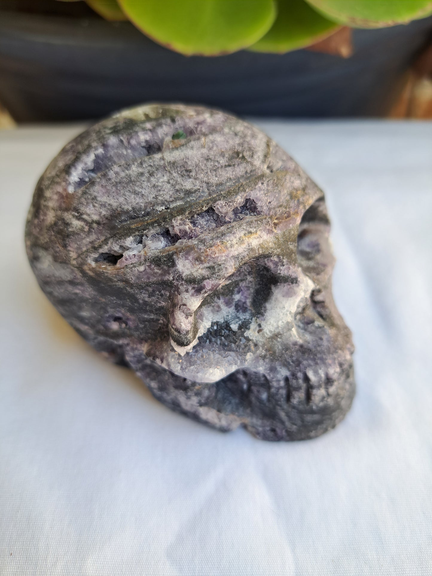 Purple spharlerite Skull